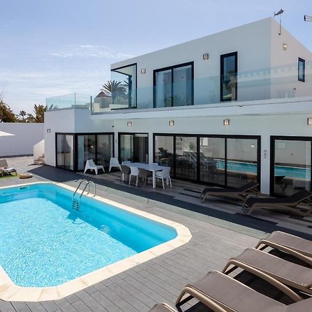 Villa Luxury Azul Private Pool And Bbq Corralejo By Holidays Home Eksteriør bilde