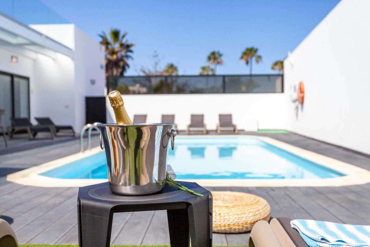 Villa Luxury Azul Private Pool And Bbq Corralejo By Holidays Home Eksteriør bilde
